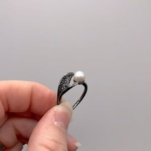 Fragrant Jewels Dolphin Ring